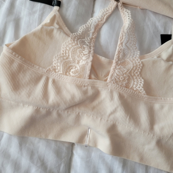 TAHARI BRAND NEW SEAMLESS BRA SET REMOVABLE PADS SIZE L - Picture 7 of 7